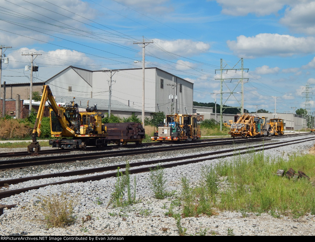 MOW Equipment @ Bettendorf Siding, Bettendorf, IA